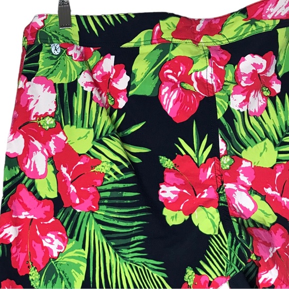 J. Crew Stretch Eco Board Short Swim Hibiscus Print Floral Black Pink Men's 36 - Picture 9 of 12